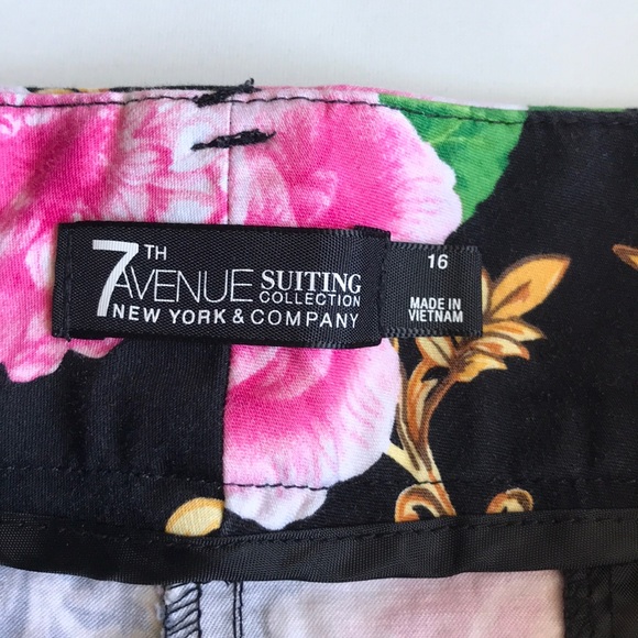 7th Avenue New York & Company floral shorts Sz 16 - Picture 4 of 8